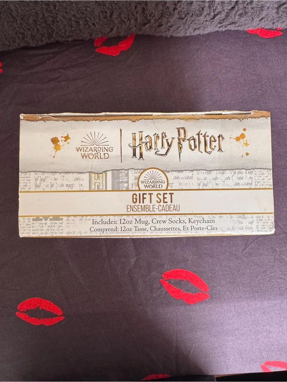 Warner Bros. Harry Potter Gift Set in White and Gold
